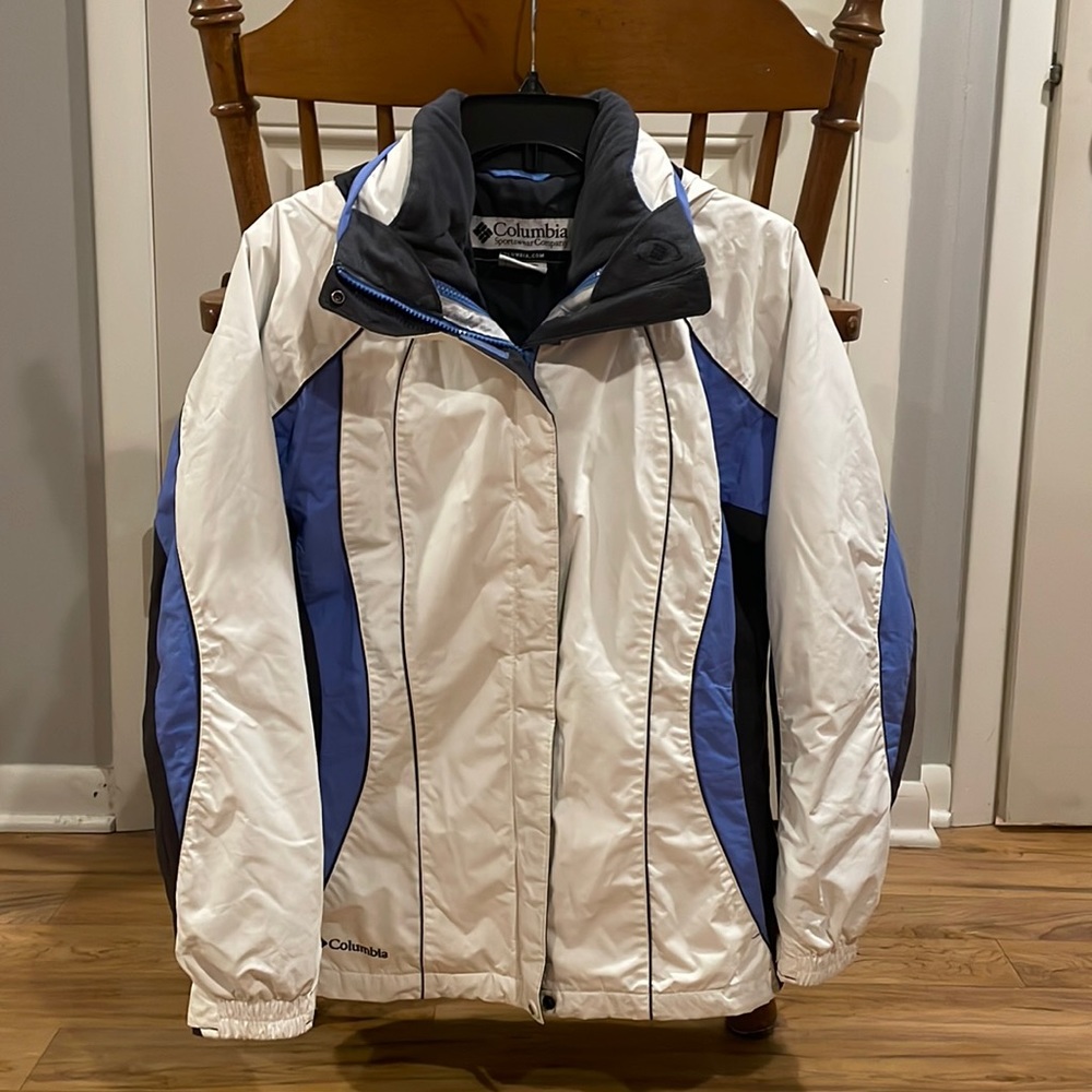 Columbia Women’s interchangeable ski jacket.  SZ. Small.  Excellent condition!!